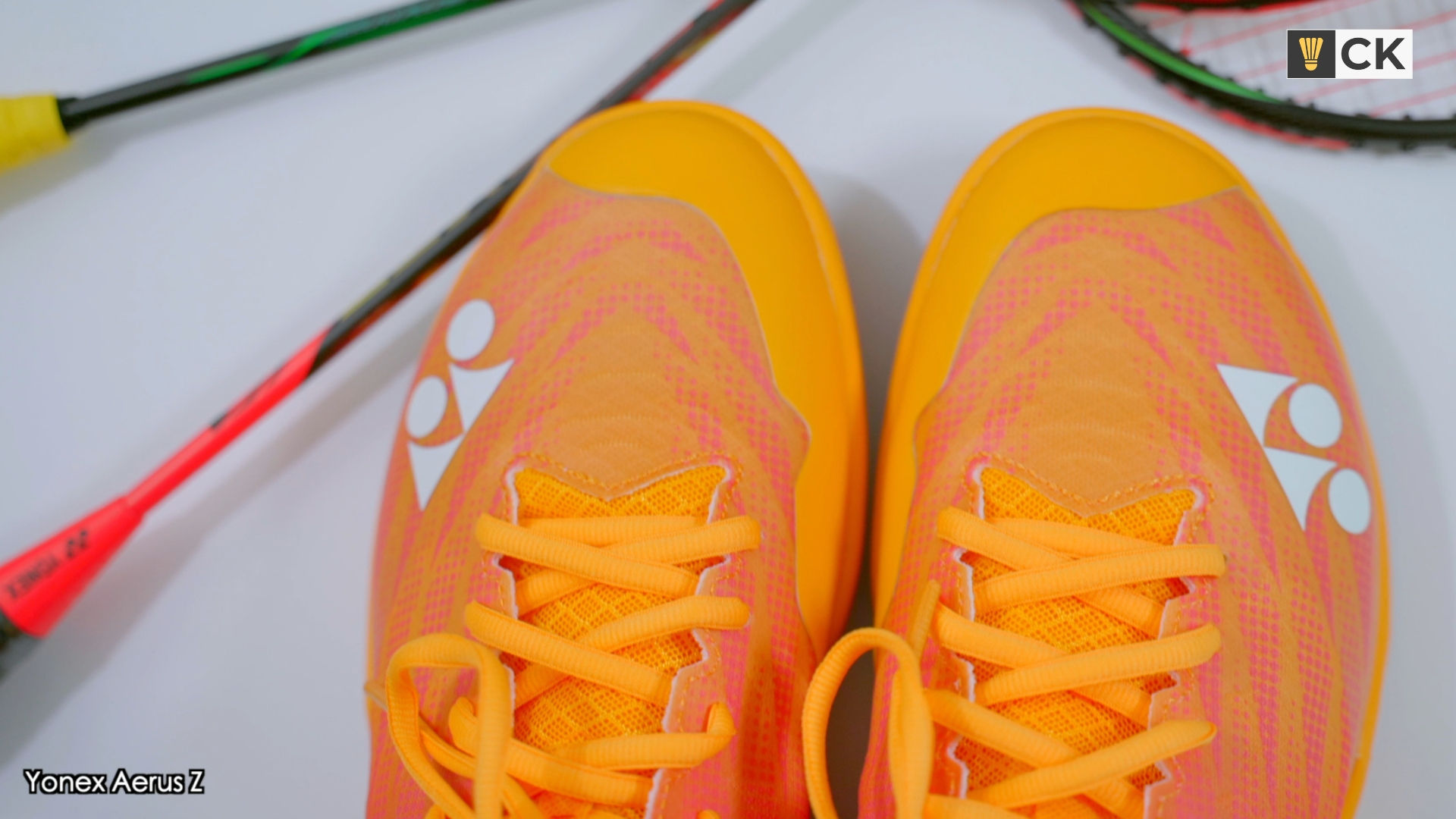 Yonex Aerus Z badminton shoes