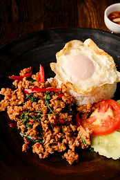 Steamed rice with stir fried red basil (Beef).jpg