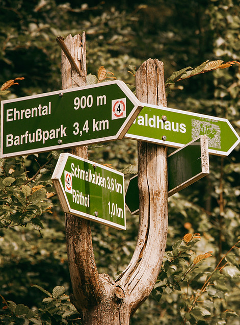 Wegweiser Ehrental Barfußpark Schmalkalden