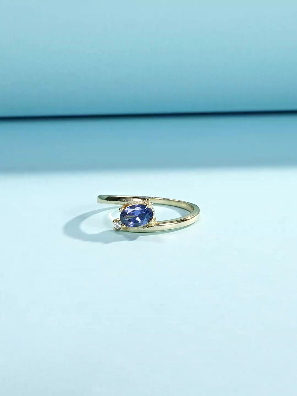 Thumbnail: Anillo Amatista chapa oro18k con plata .925