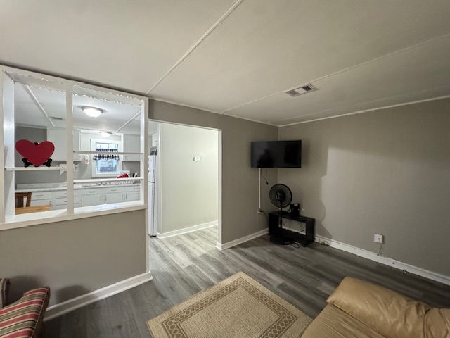 Thumbnail: 1721 Lois Street