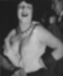 Kiki in all her splendor, on May 3, 1929 at the charity ball of the Friendly Aid of Artists.