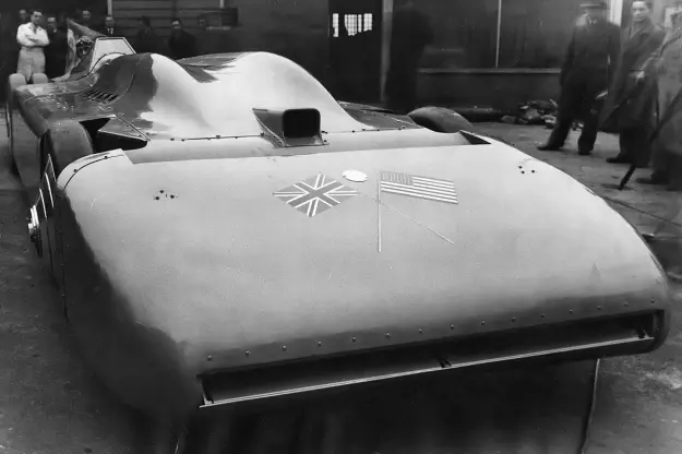 A Front view of the Blue Bird illustrating the car’s reworked lines.