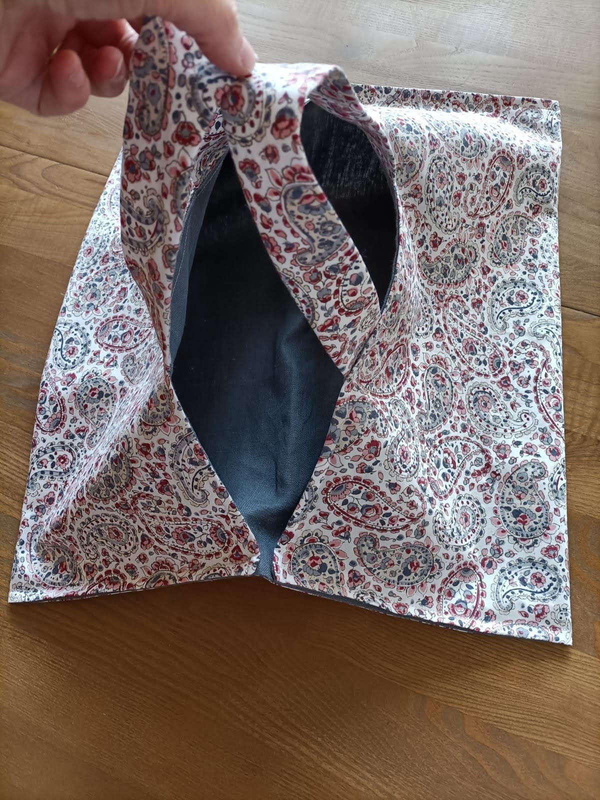 Sac à tarte provencal intérieur gris foncé