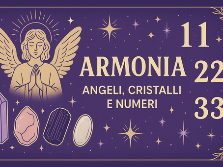Illustrazione spirituale con angelo, cristalli e numeri maestri 11, 22, 33 su sfondo viola: simboli di armonia, equilibrio ed energia interiore.