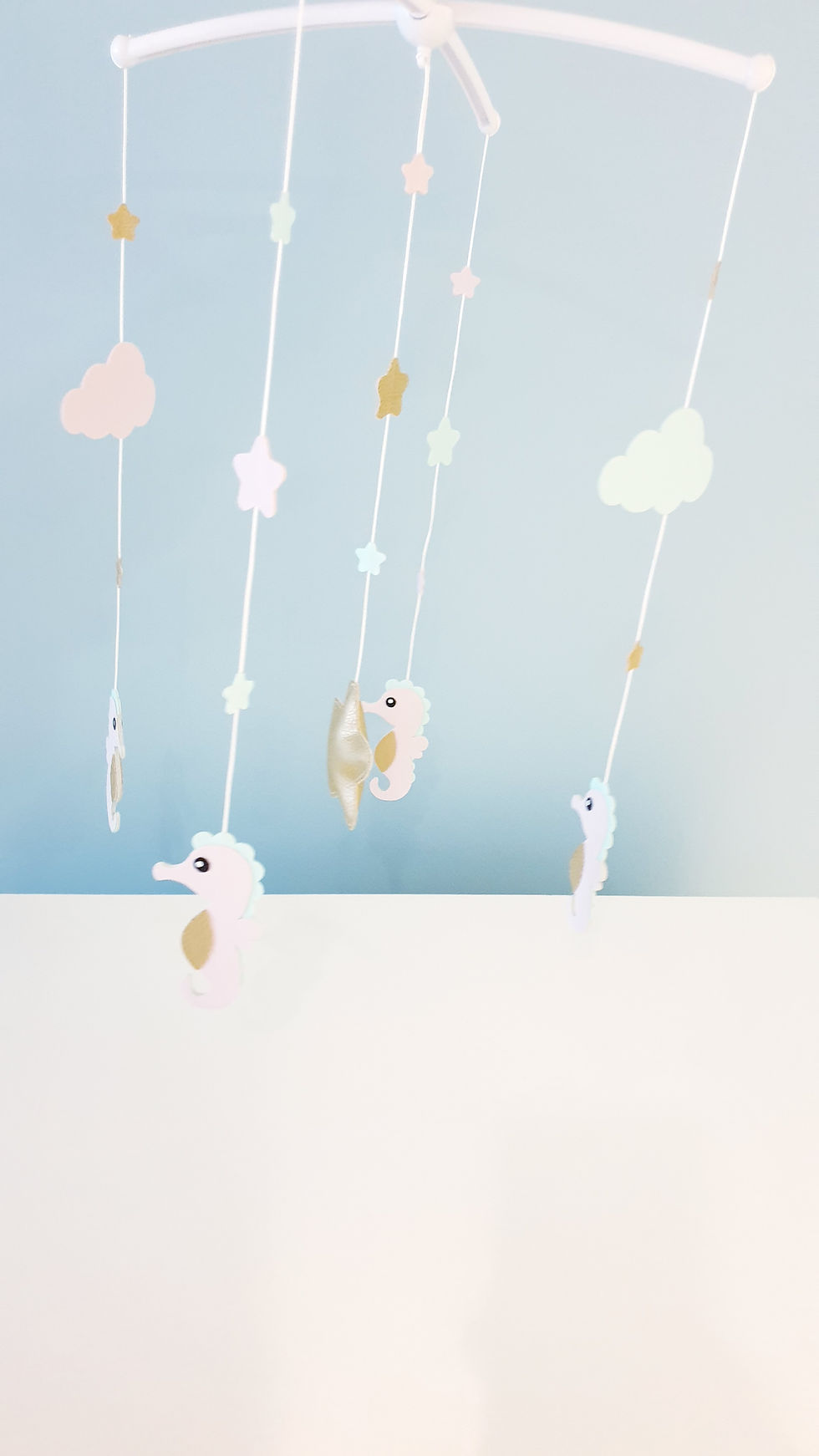 Miniature : Mobile bébé – Thème hippocampes