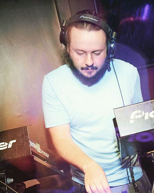 Serious Friday Trancing! So lucky to have this life #Trancefamily #djlife #loa #dreams