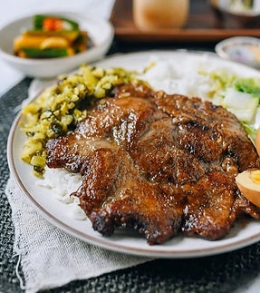 taiwanese-pork-chop-14_edited.jpg