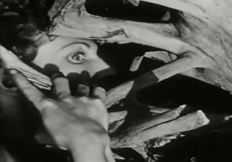 Maya Deren | At Land