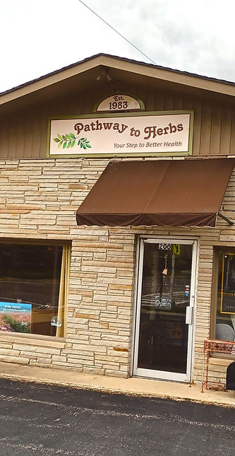 Pathwaytoherbs_edited.jpg