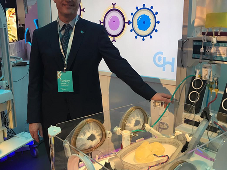 Children's Hospital of Philadelphia’s Dr. Marcus Davey, demonstrates womb-like environment resea