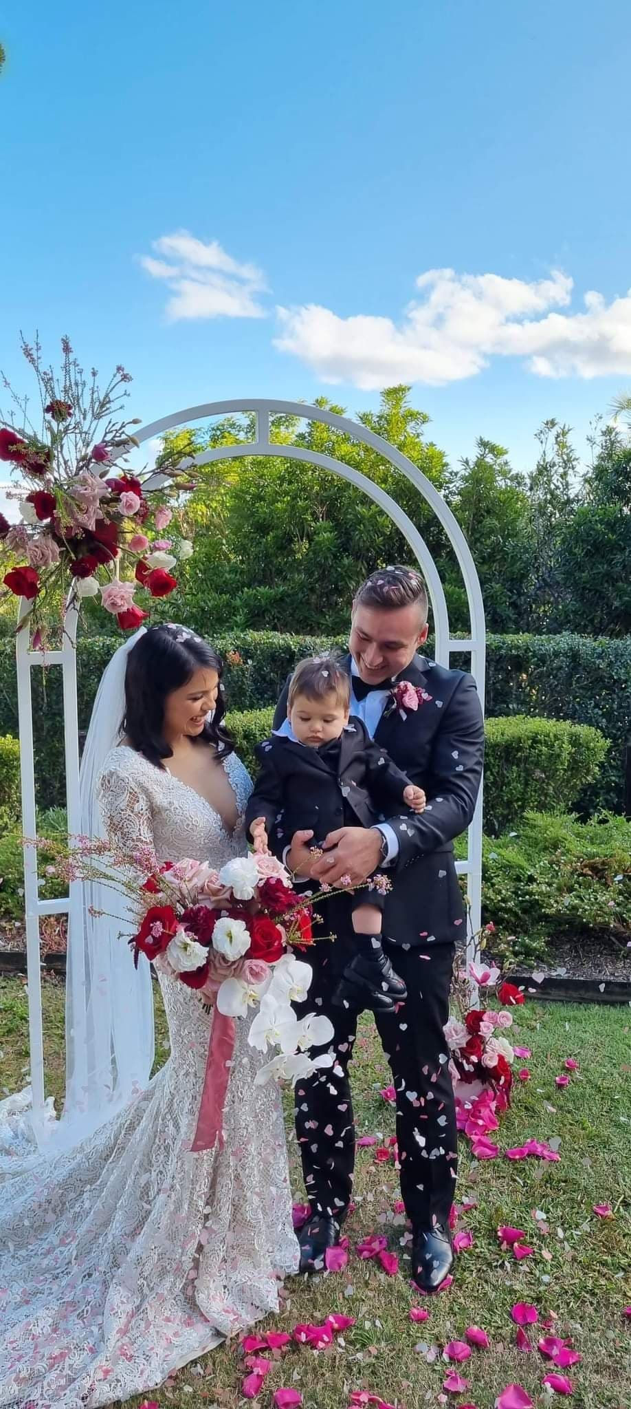 200cm Chapel Length Classic Bridal Veil in Off-white