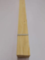 木枋 - 松木 原枝  1寸 X 2寸  8尺 - 原札(10枝裝)