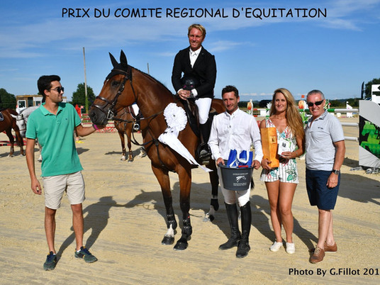CSI ** ARNAS / Domaine de Champburcy : 10 ans !