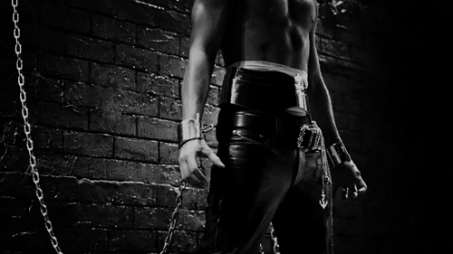 Chains 3.gif
