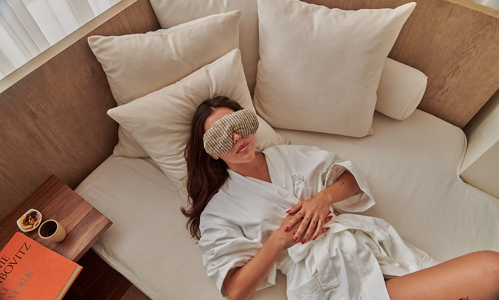 EAMSTUDIO The Edition Miami Beach Brand Collateral 2