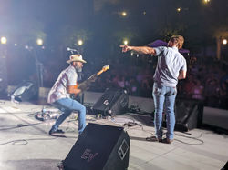 PXL_20230930_015442287.PORTRAIT