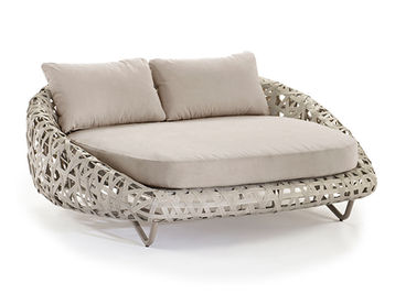 CURL Double Daybed, no canopy.jpeg