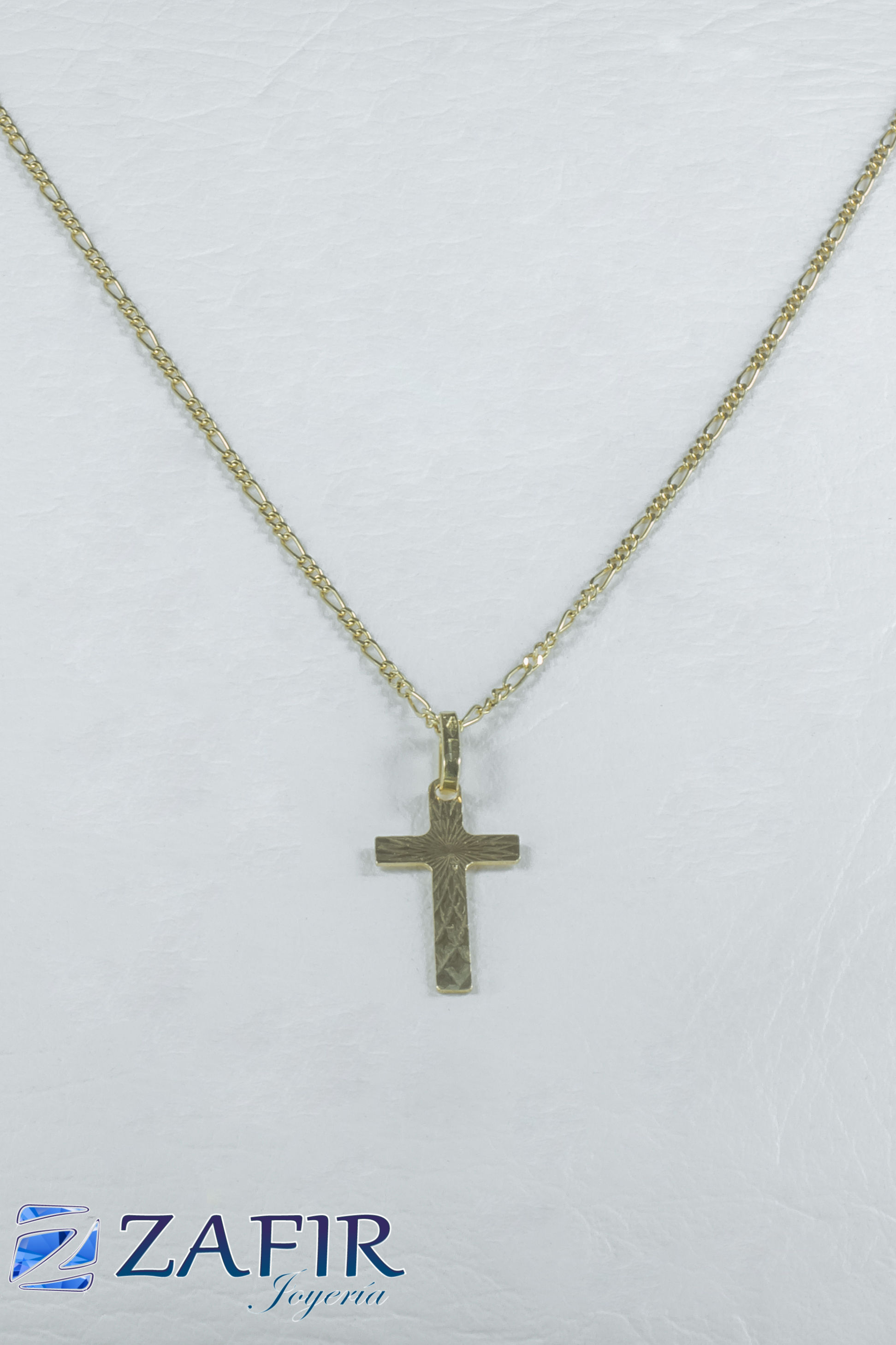 Cadena en oro con dije