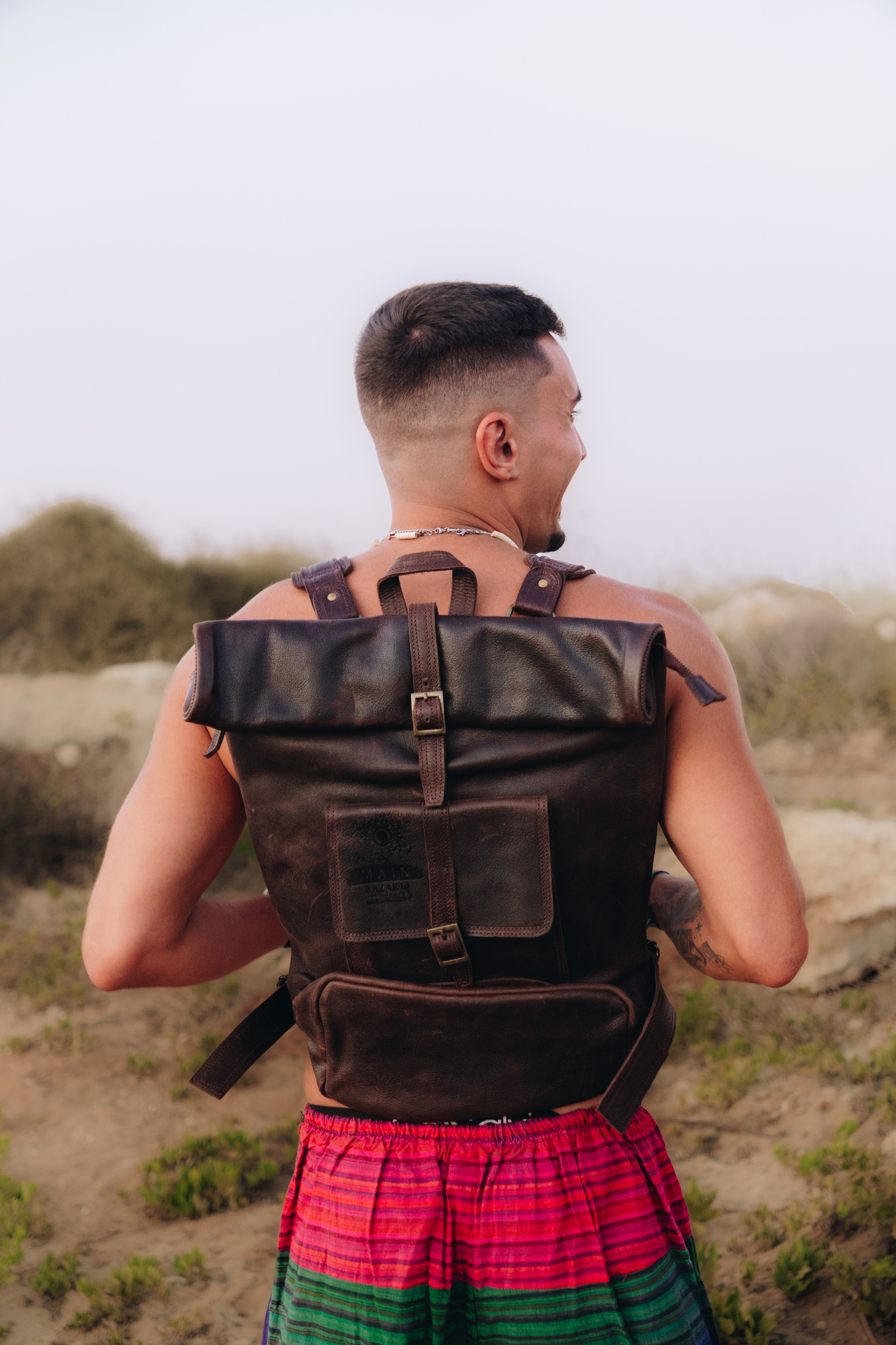 תיקי גב ממיקס עורות -מיין באזר 10