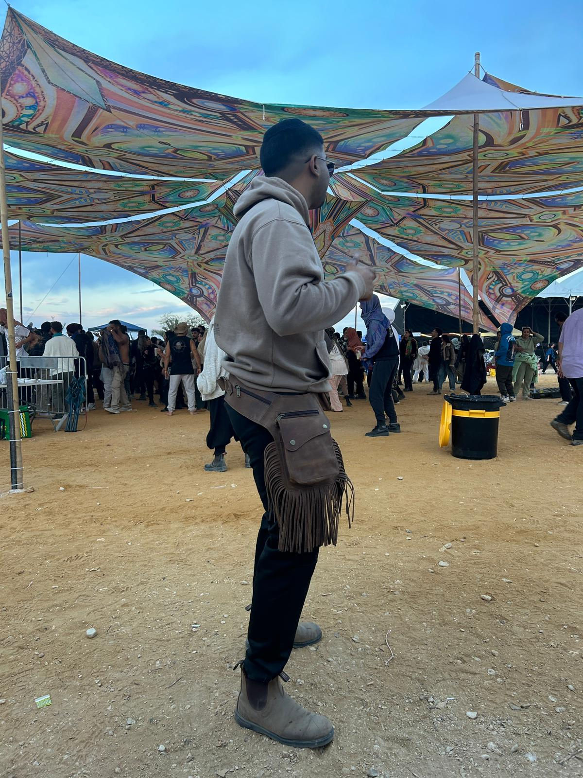 פוקט חגורת כיסים מעור מיין באזר 10