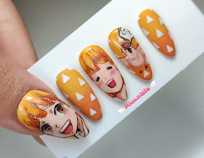 Démon slayer zenitsu nail art manga
