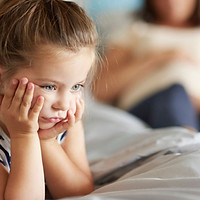 kind nachdenklich, traurig