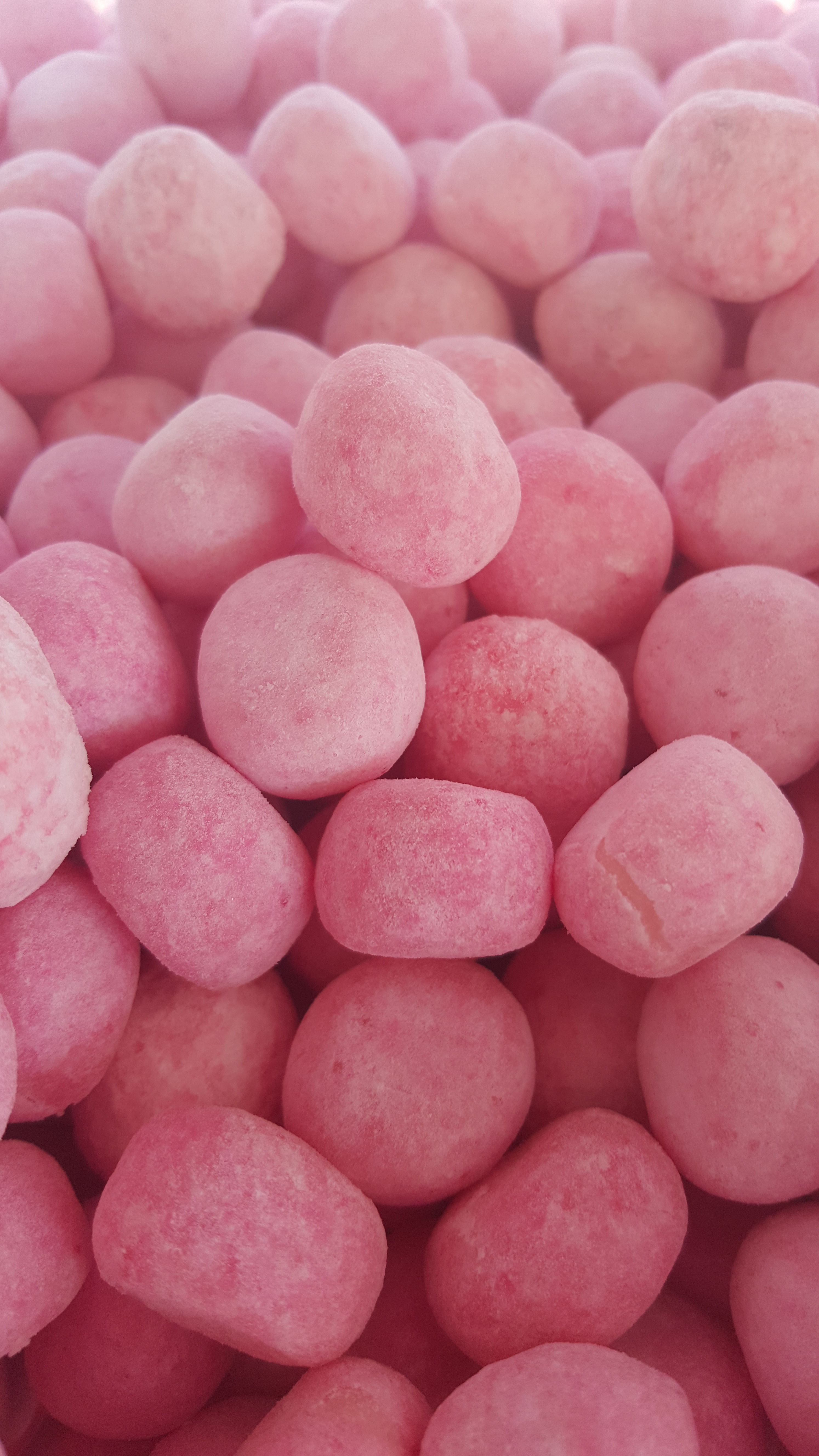 UK Bon Bons Strawberry 100g