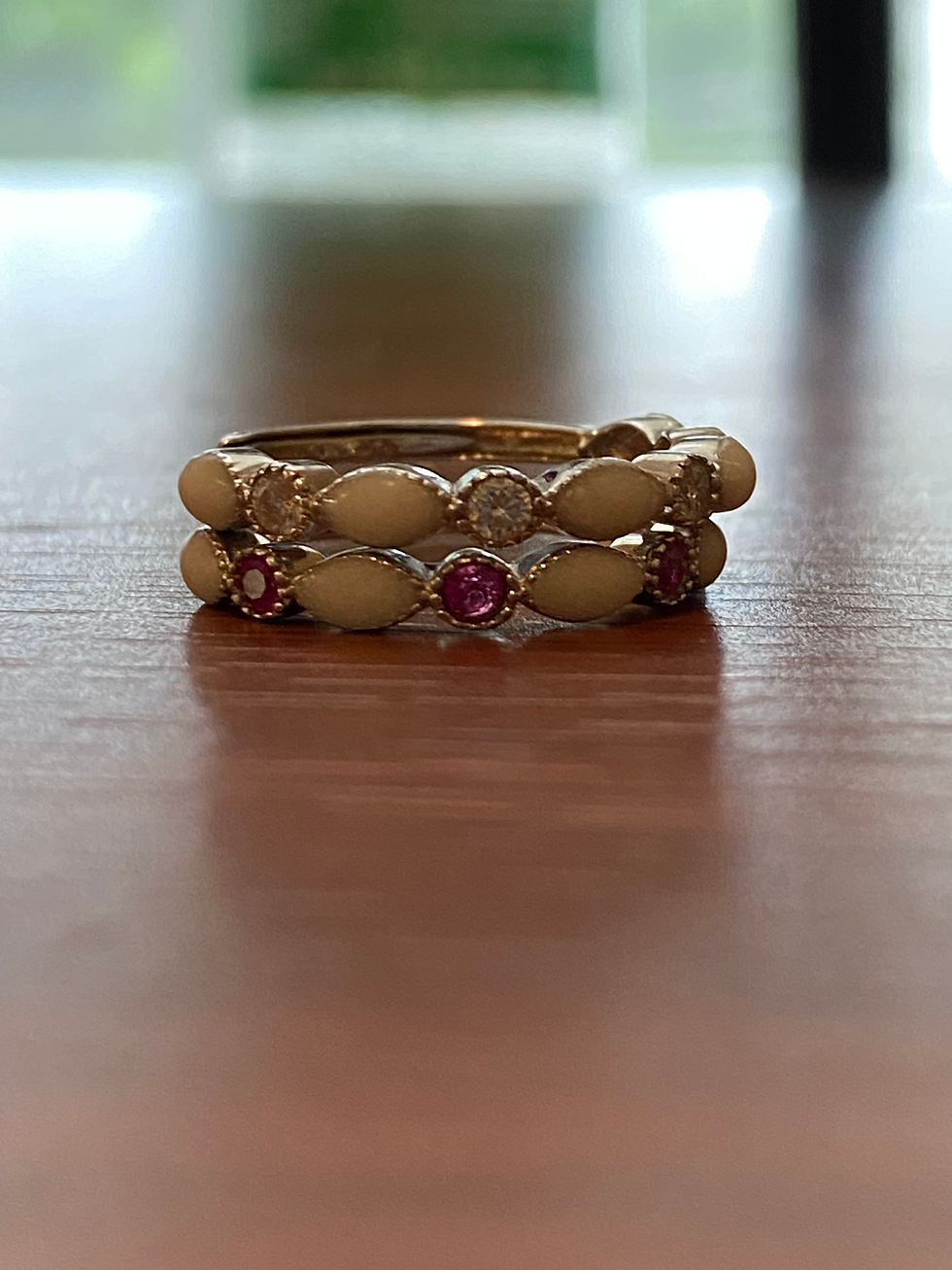 Thumbnail: Stackable breastmilk ring