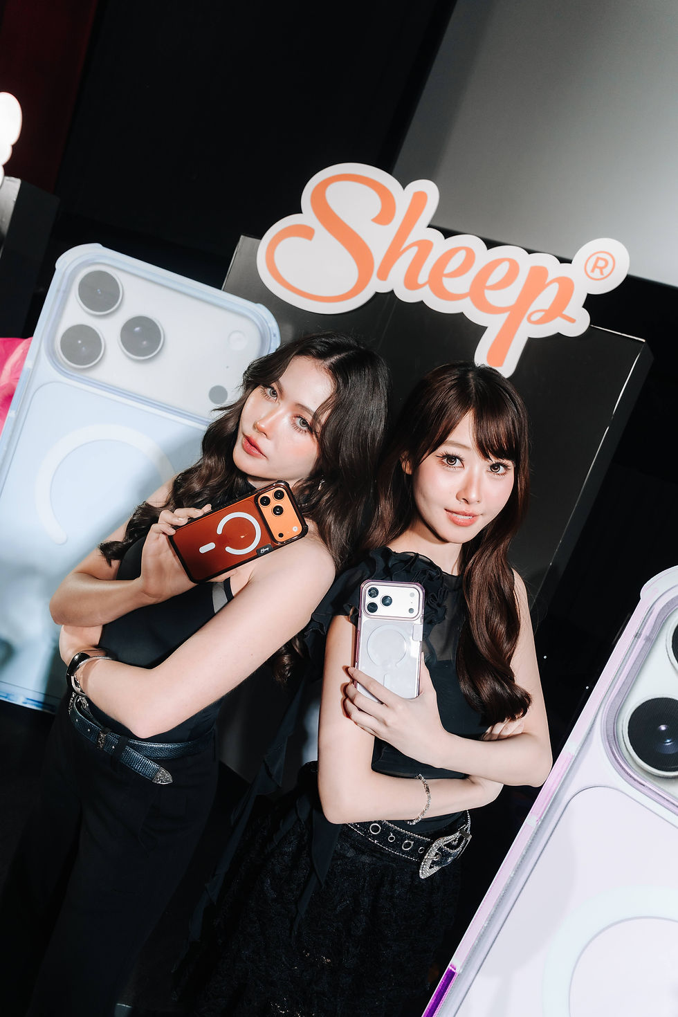 Shades เด็ก เรียบ ร้าย Before Next Semester โรงภาพยนตร์ สยามภาวลัย พารากอน UNCUT Final EP เคส iphone chromatic case นิกี้ วรินท์รัตน์ อิ๊งแลนด์ ลดามณี