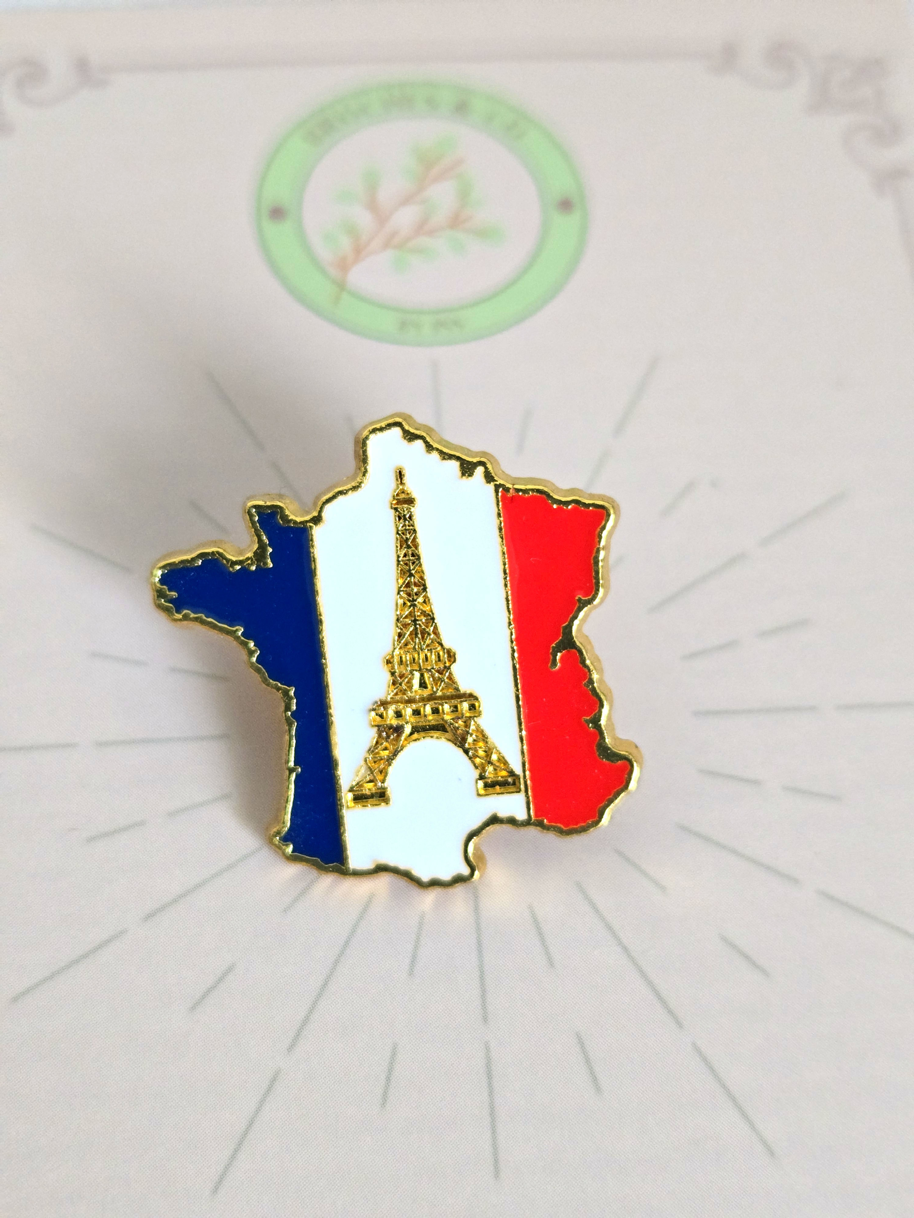 đ«đ· Broche Carte de France en Ămail â ĂlĂ©gance & FiertĂ© Tricolore