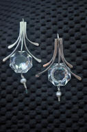 Linear Chandelier
1.75 x 1.25 x .25"
jewelry, earrings
silver, crystals, freshwater pearls
$175.