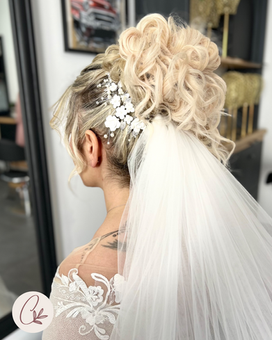 Le Salon de Cloé Oyonnax - Coiffure événementielle