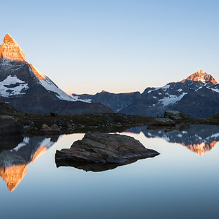 Lever du soleil sur le Cervin Riffelsee