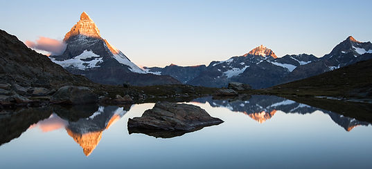 Sunrise on Matterhorn from Riffelsee