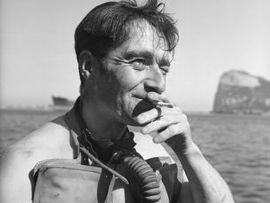 Special Agent Buster, 1944