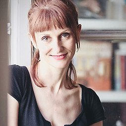 Vera Seret - L'école des émotions I Coaching & Thérapie - 12 place de la Bastille Paris 11