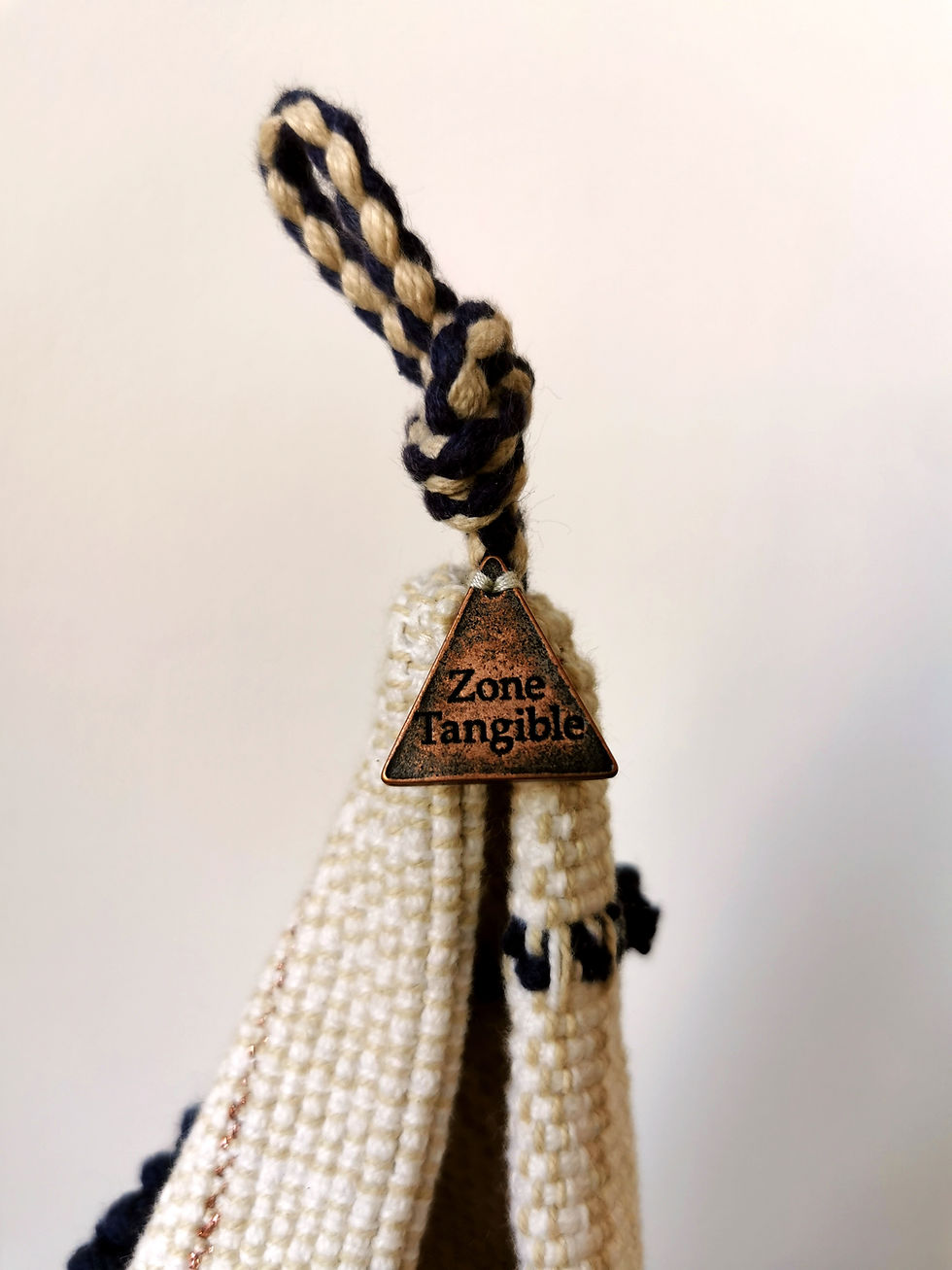 Miniature : Panier sac suspendu ou à poser tissé main vide-poches