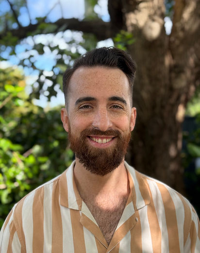 smiling, compassionate therapist in woy woy and umina beach on the central coast for adults and adolescents. mental health