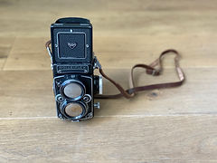 Rolleiflex 2.8E with Carl Zeiss Planar 80mm f/2.8 lens