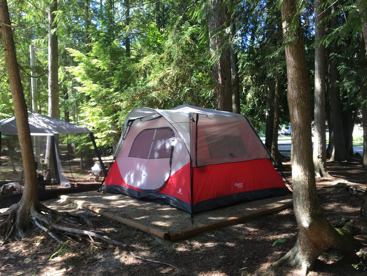 Revelstoke RV & Cabin Resort