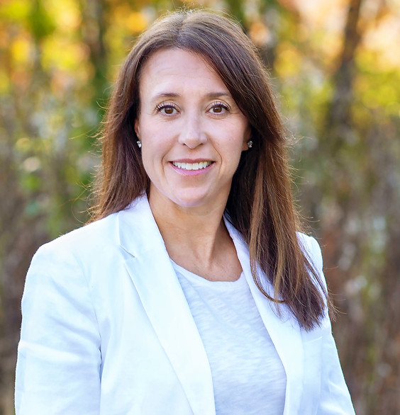 Jennifer Gresham photography headshot.jpg