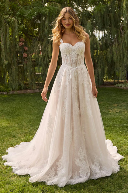 Rebecca Ingram Esmeralda lace wedding dress with sweetheart neckline, illusion bodice and ballgown skirt with pockets at Elizabeth Kate Bridal Scunthorpe