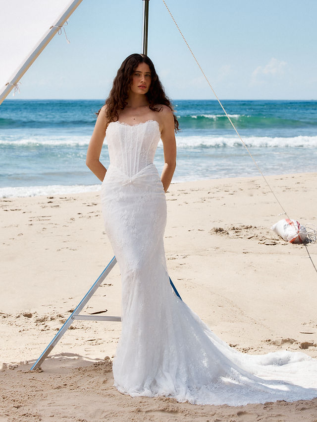 Elizabeth Kate Bridal | Wedding Dresses Yorkshire & Lincolnshire Elizabeth Kate Bridal | Wedding Dresses Yorkshire & Lincolnshire