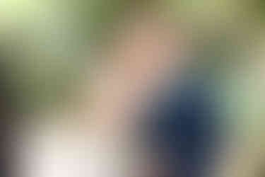 Real bride Laura wears Enzoani Blue Lesley Wedding dress at Elizabeth Kate Scunthorpe North Lincolnshirea