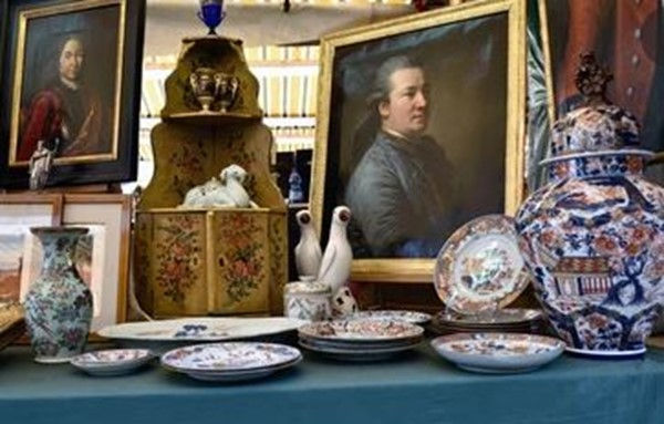 Why Collectors Love Coming Back to Epsom Antiques Fair