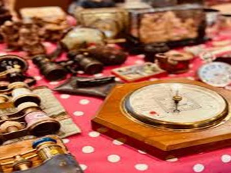 Why the Epsom Antiques Fair Remains a Staple in the UK Antiques Calendar