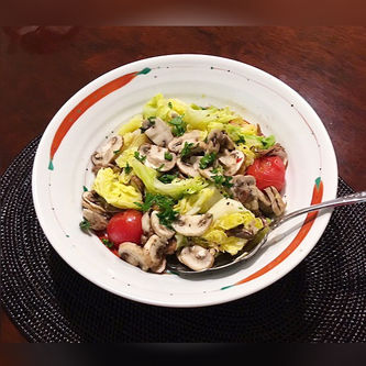 キャベツとマッシュルームの温サラダ