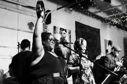 Kimyana Lee, Hazel Miller, Steve Illich Photo by Stacey Pedersen Keating