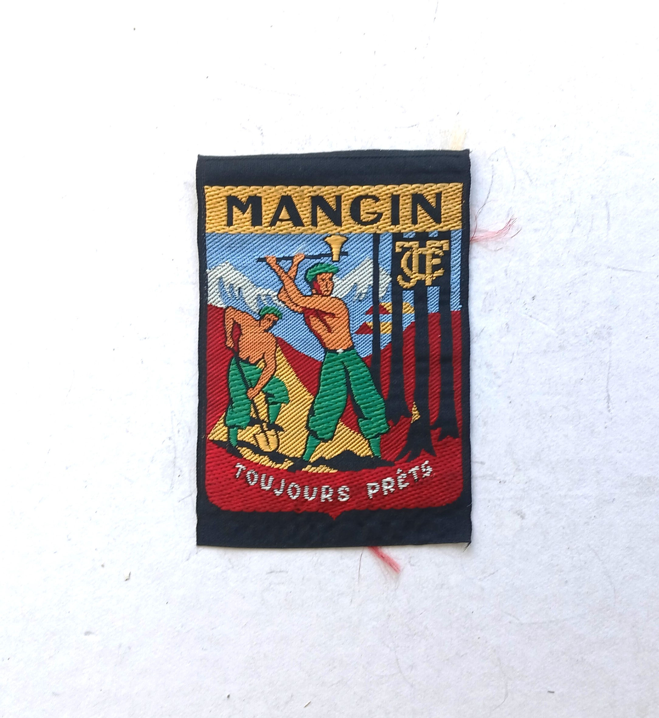 CJF écusson -FR103405b Écusson C.J.F 27 Mangin toujours prêts